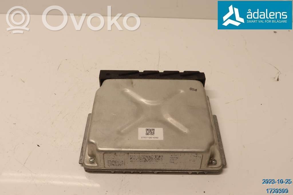 Volvo V70 Ignition relay 