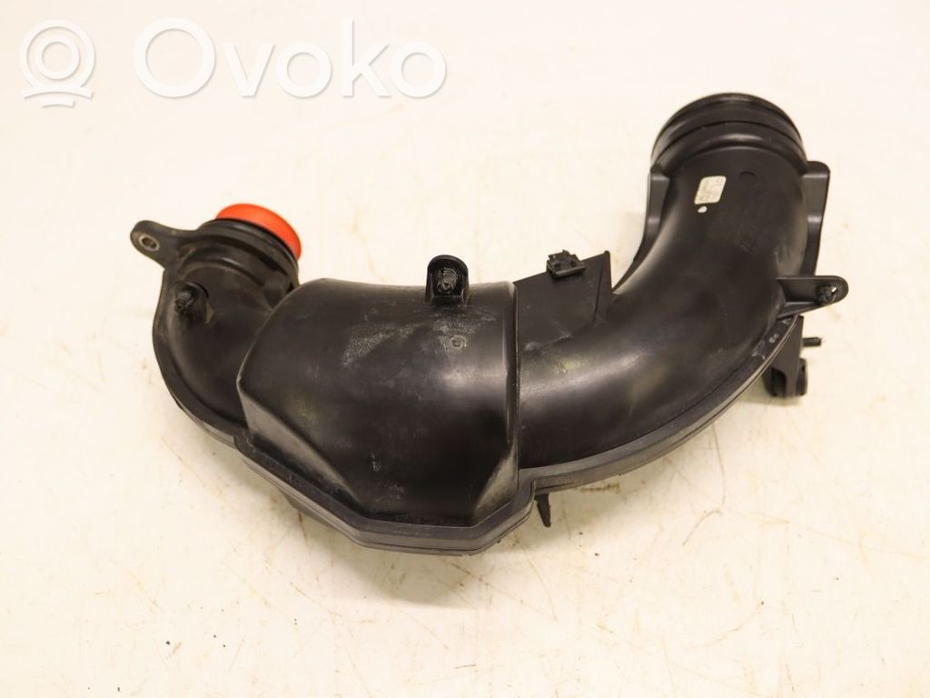 Volvo XC40 Furtun/conductă intercooler 