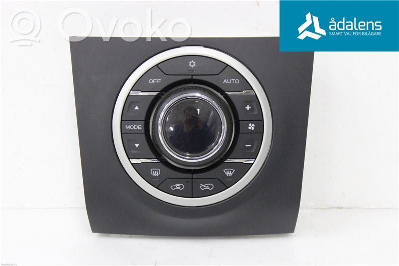 Isuzu D-Max Unitate control climatizare 
