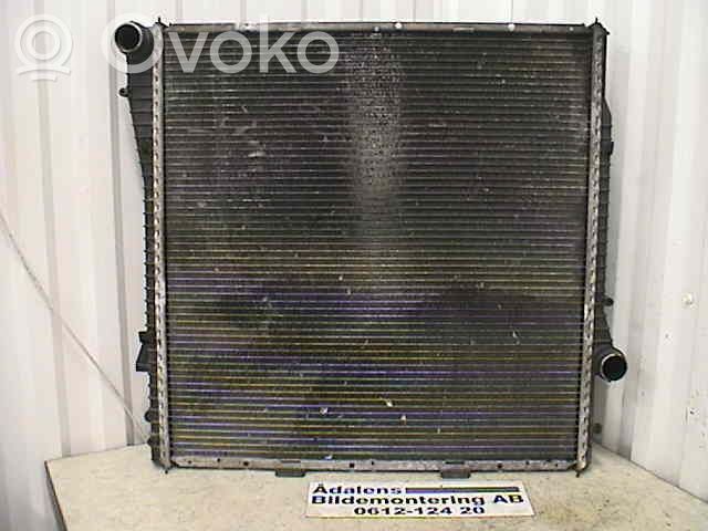Coolant radiator