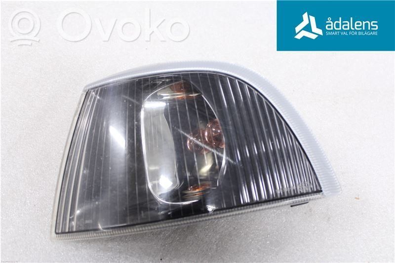 Volvo S40, V40 Kierunkowskaz przedni 