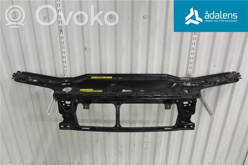 Volvo S80 Radiatoru panelis 