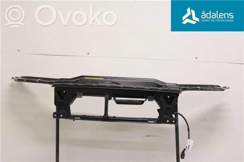 Volvo S80 Radiatoru paneļa augšējā daļa (televizors) 