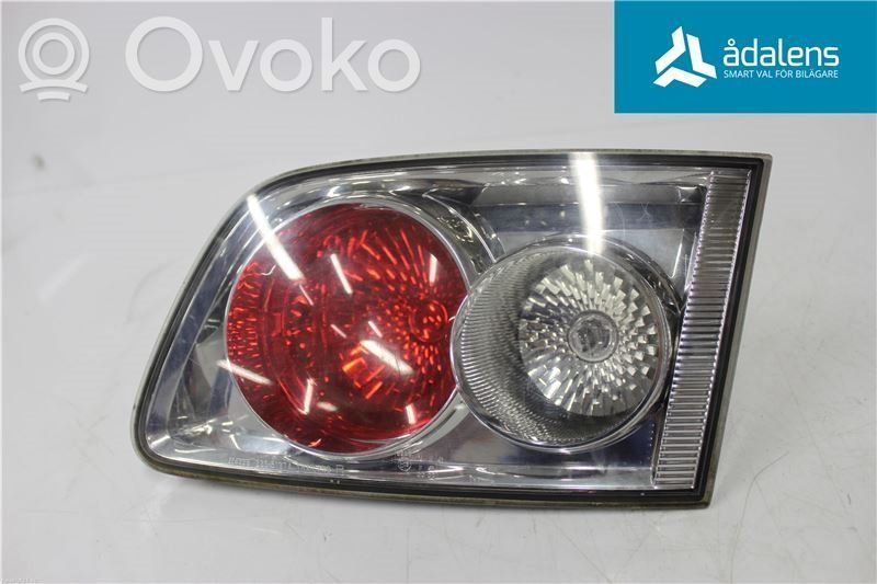Tailgate rear/tail lights