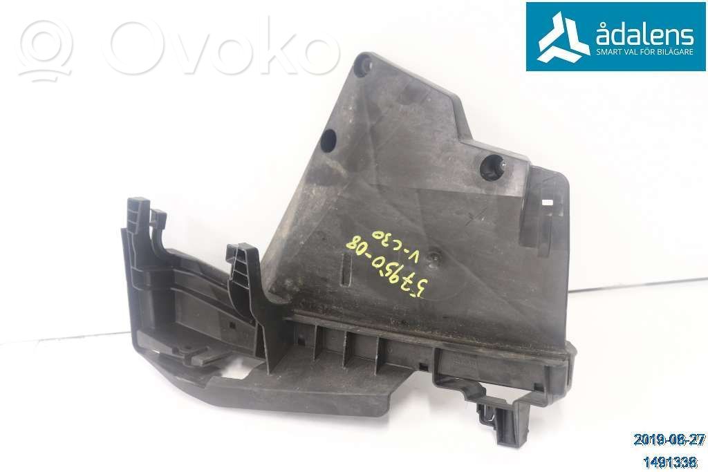 Volvo C30 Etupuskurin kannake 