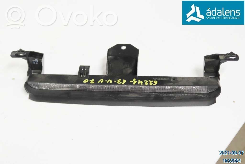 Volvo V70 Third/center stoplight 