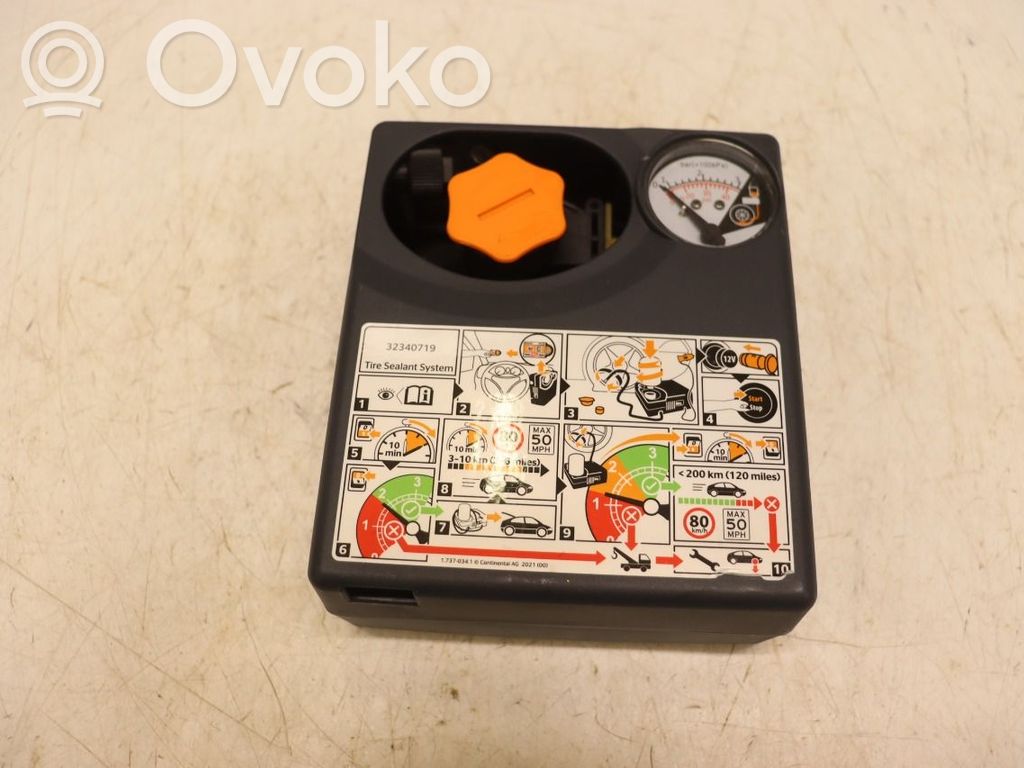 Volvo S90, V90 Tire air pump compressor 