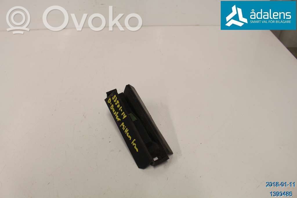 Inne części karoserii   628204721R