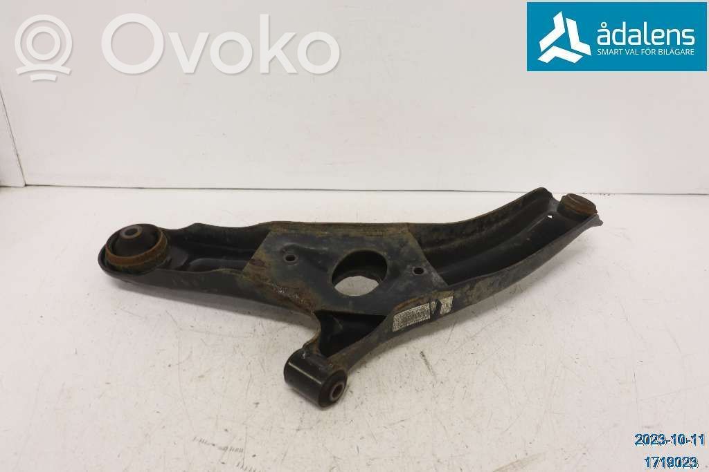 KIA Venga Querlenker Achsschenkel vorne 