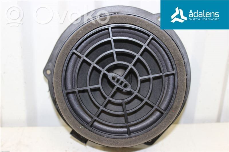 Audi A5 8T 8F Enceinte subwoofer 