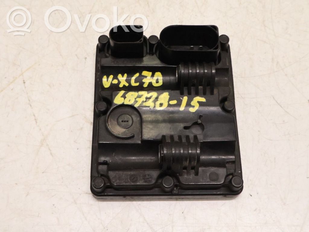 Volvo XC70 Transfer box differential control unit 
