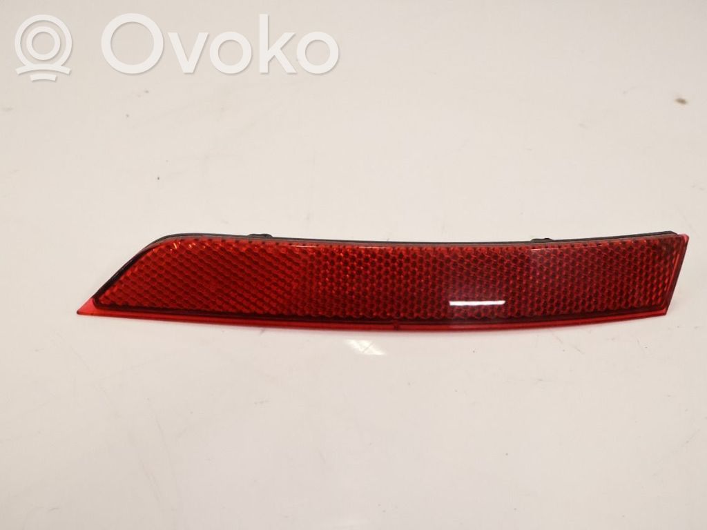 Reflector de faros/luces traseros   3G0945103A