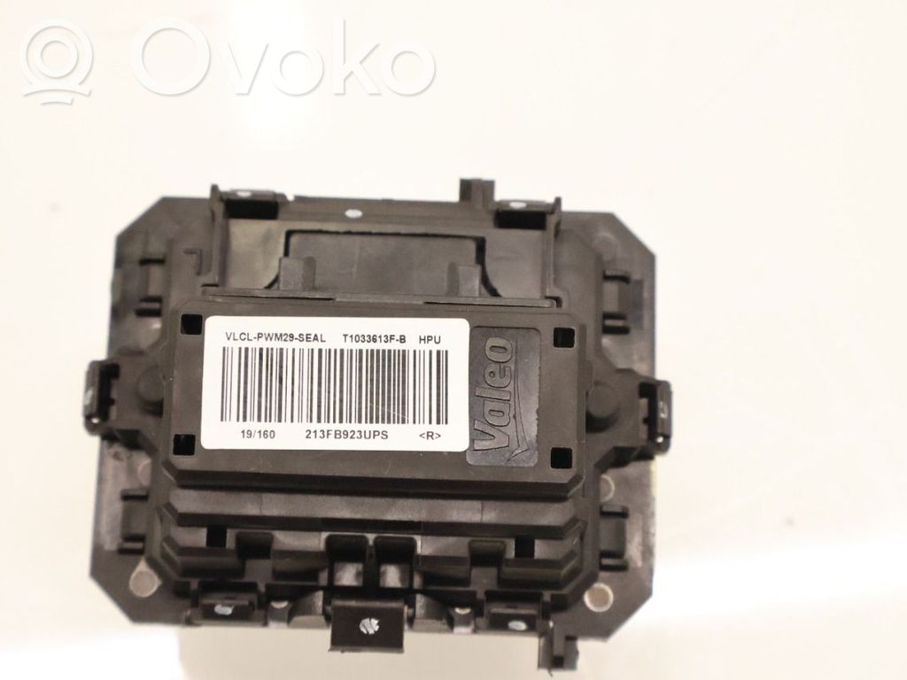 Dacia Duster II Motor aerotermă/rezistor ventilator 