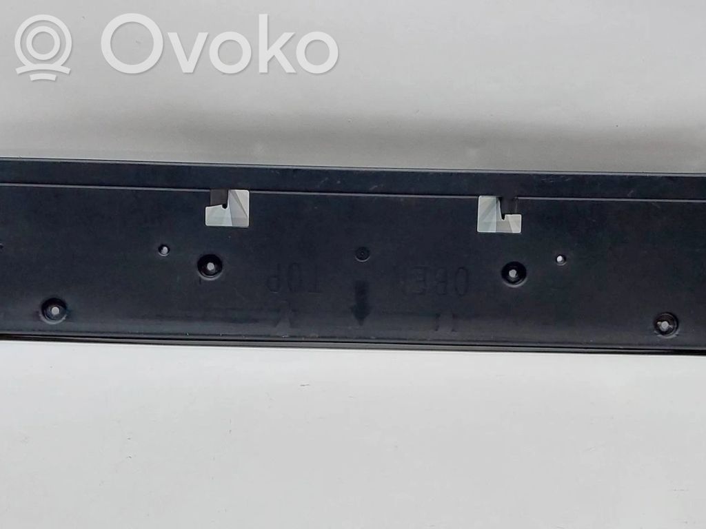 BMW 2 Active Tourer U06 Kita išorės detalė 