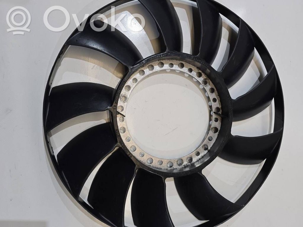 Impulsor de ventilador   059121301