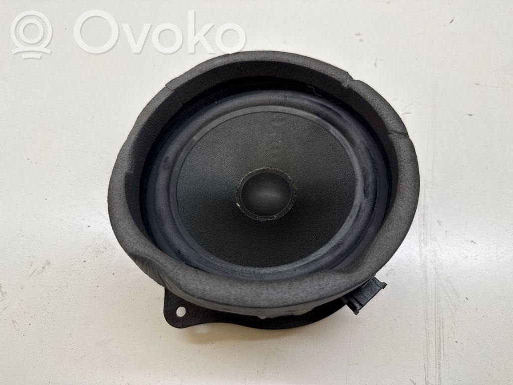 Altavoz de la puerta trasera   8379093,4913430813,3273144