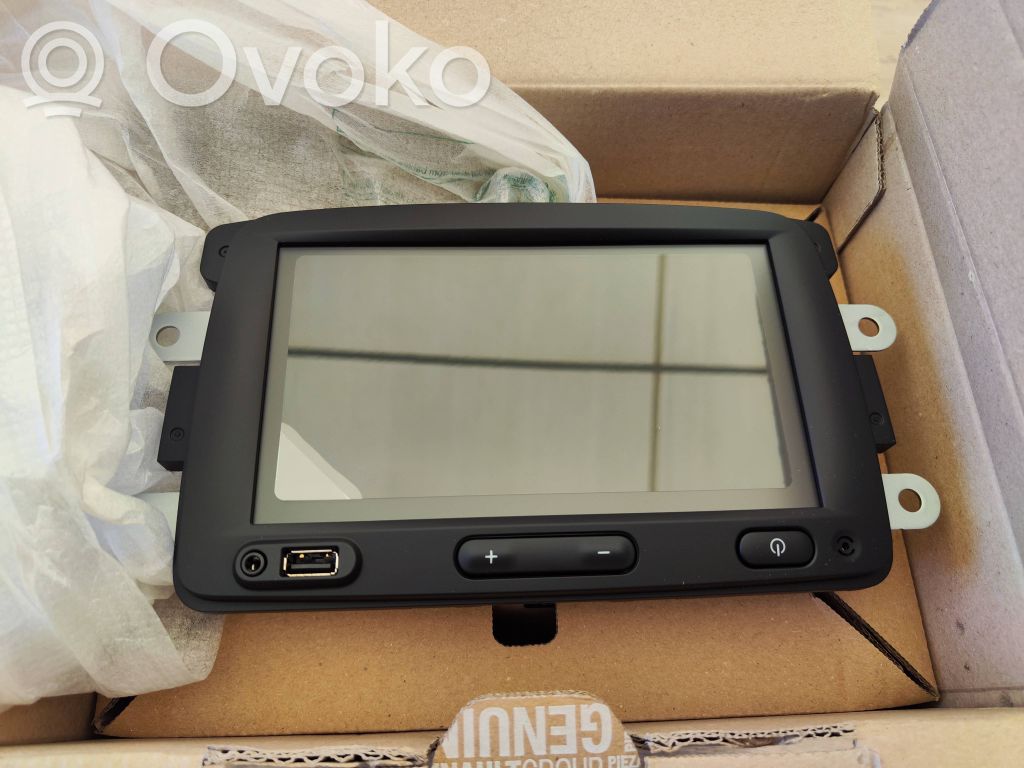 Renault Trafic III (X82) Radio/CD/DVD/GPS head unit 