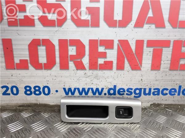 Sensor de la puerta trasera   8663819