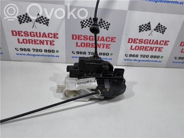 KIA Ceed Takaoven lukitusmoottori 