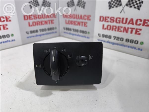 Ford Focus Interrupteur d’éclairage 