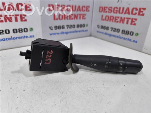 Ford Fiesta Interruptor de luz 