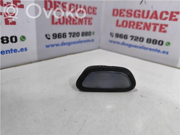 Luz del asiento delantero   63316976722