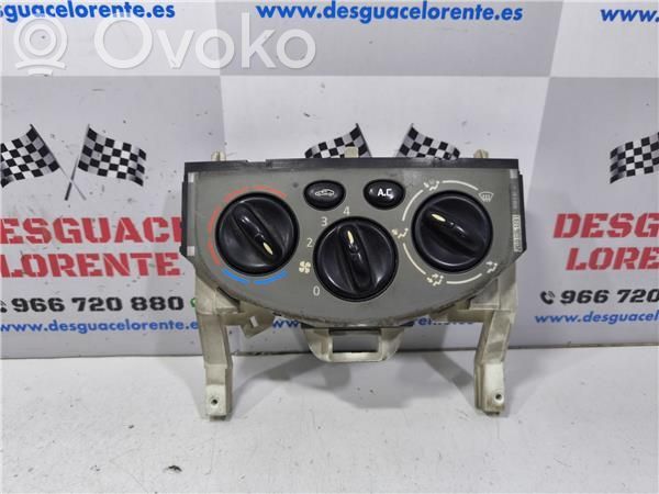 Opel Vivaro Climate control unit 