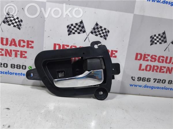Manecilla interna puerta trasera   SPC01650