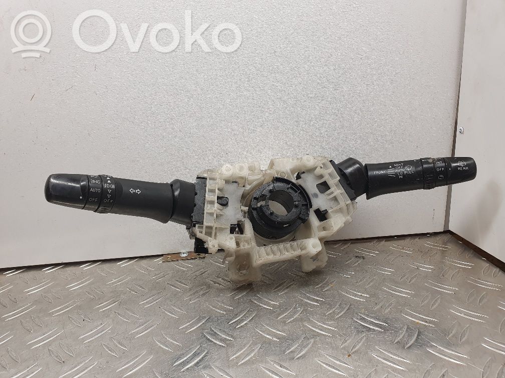 Mitsubishi Outlander Rokturu komplekts 