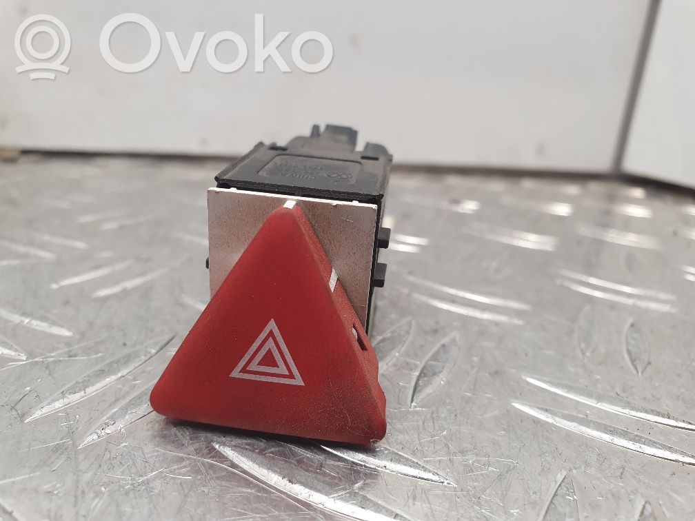 Volkswagen Scirocco Hazard light switch 