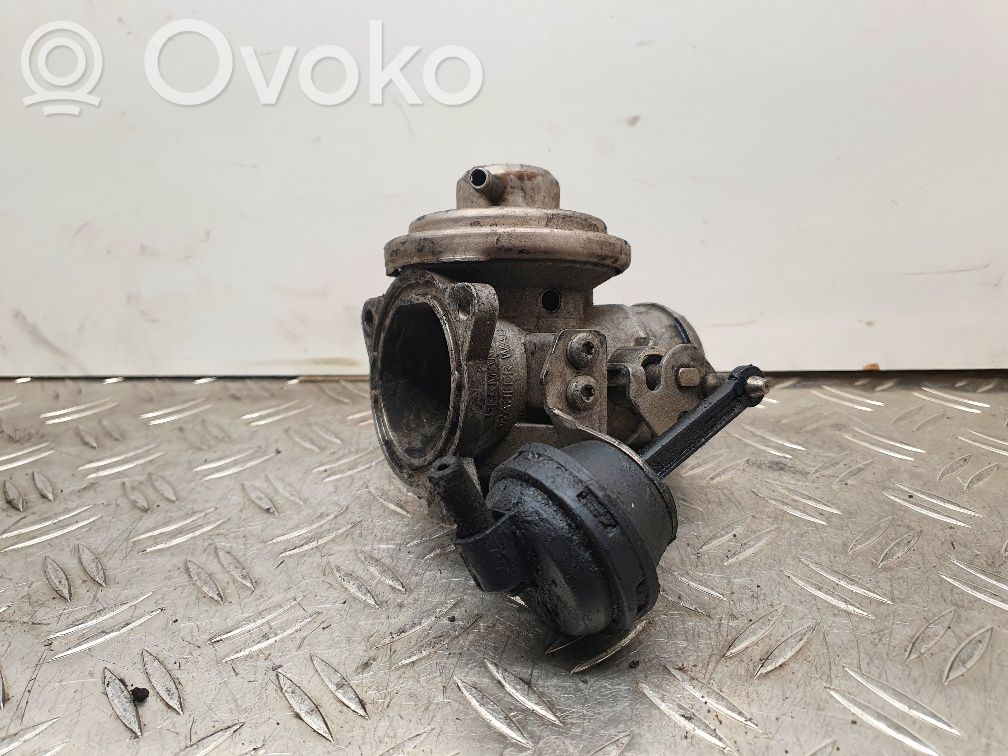 Volkswagen PASSAT B5.5 EGR vožtuvas 