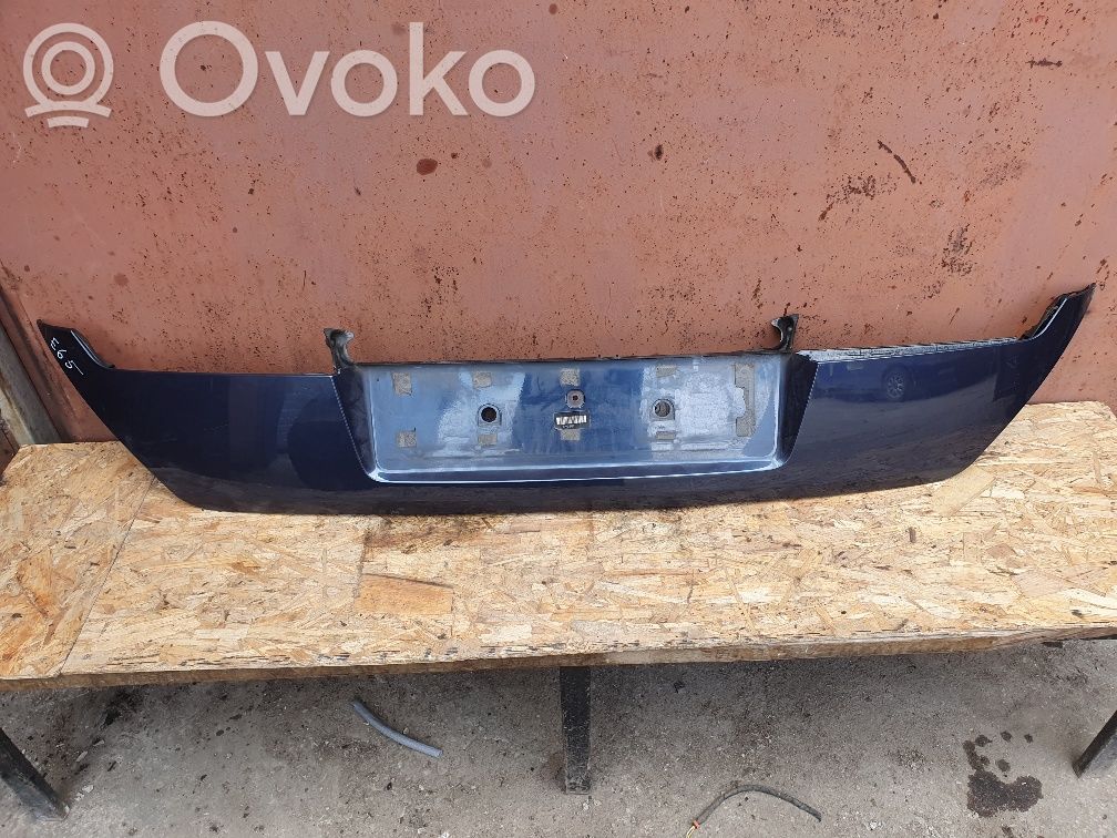 BMW 7 E65 E66 Tailgate trim 