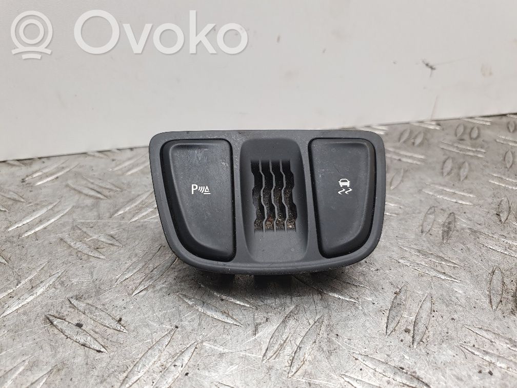 Opel Zafira C Parking (PDC) sensor switch 
