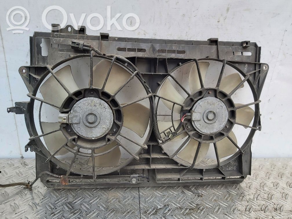 Toyota Corolla Verso AR10 Wentylator / Komplet 