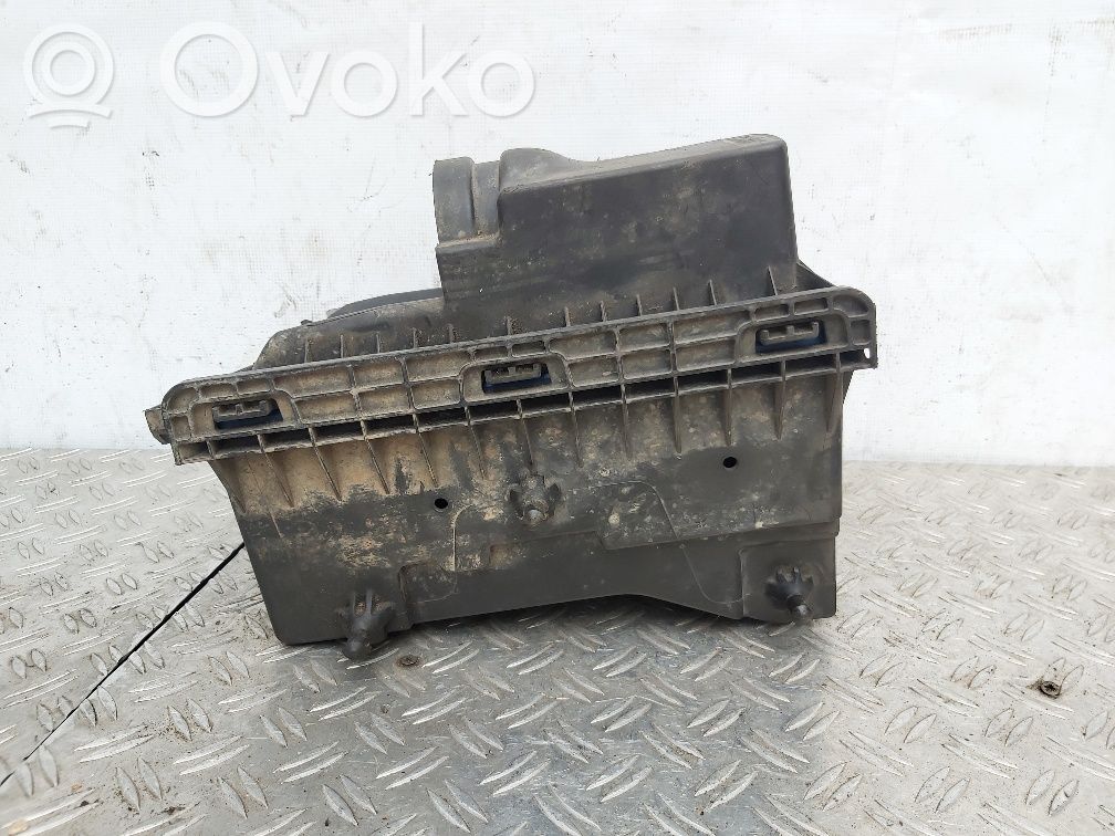 Jeep Patriot Air filter box 