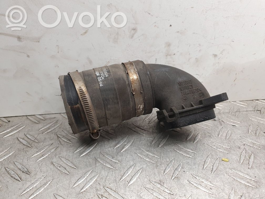 Opel Zafira B Intercooler hose/pipe 