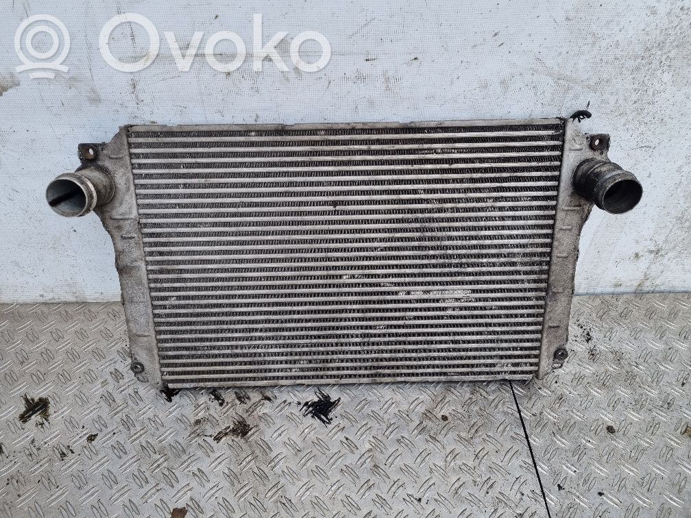 Toyota Avensis T250 Radiador intercooler 