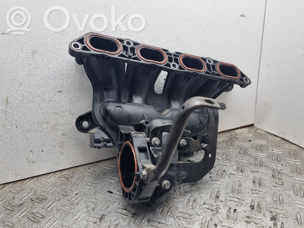 BMW 1 F20 F21 Intake manifold 