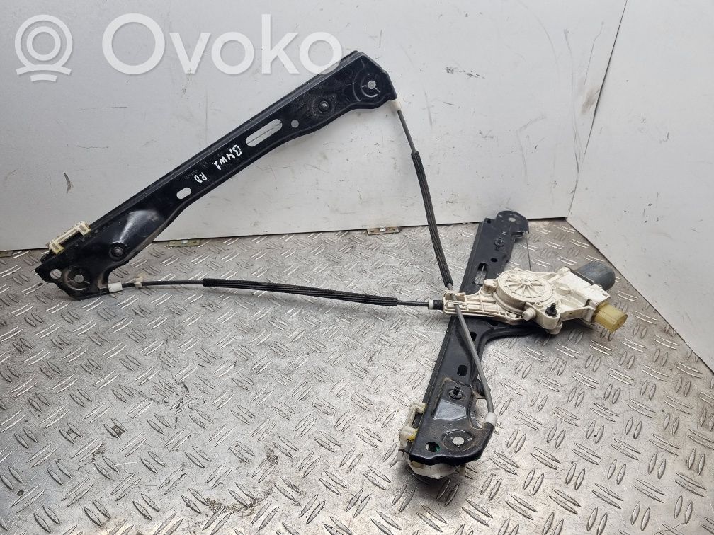 BMW 1 E81 E87 Regulador de puerta delantera con motor 