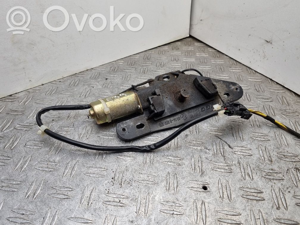 BMW 5 E39 Tailgate/trunk/boot lift motor 