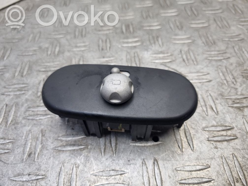 Mini One - Cooper Cabrio R52 Wing mirror switch 