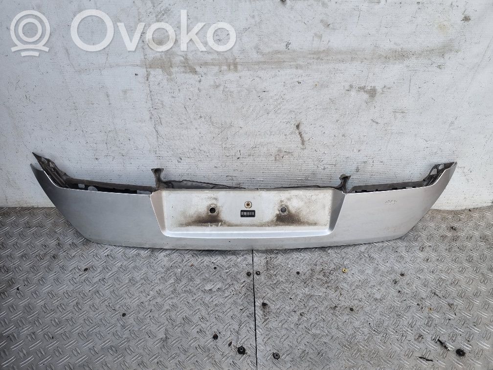 BMW 7 E65 E66 Tailgate trim 