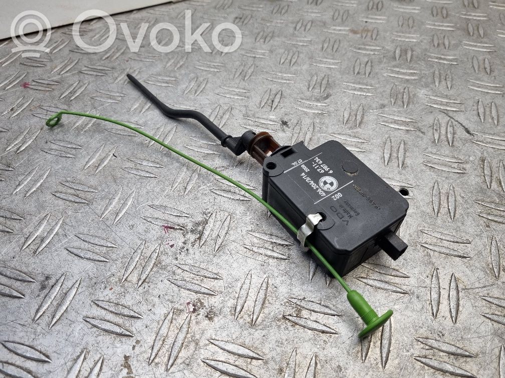 BMW X3 E83 Fuel tank cap lock 