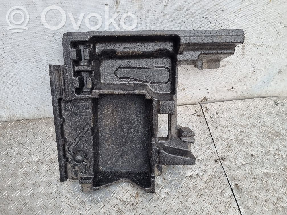 BMW X3 E83 Other trunk/boot trim element 