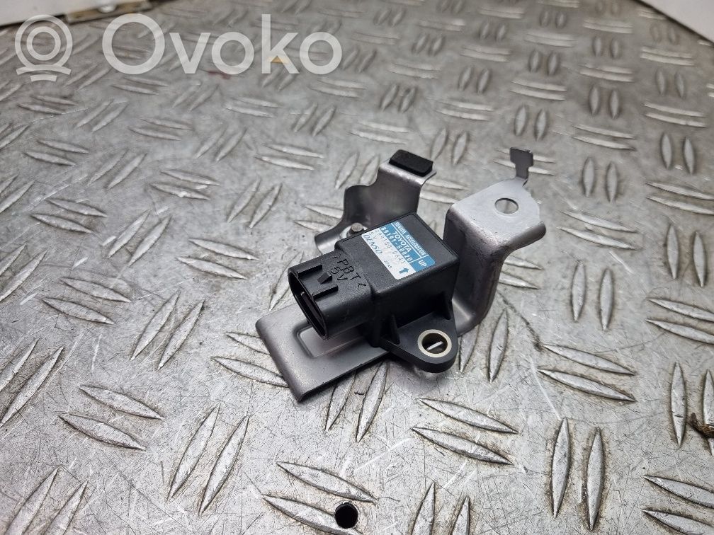Lexus GS 300 350 430 450H Acceleration sensor 