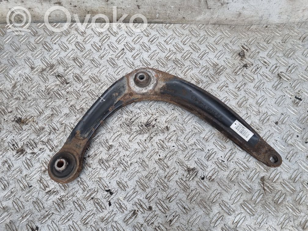 Peugeot 3008 I Front lower control arm/wishbone 