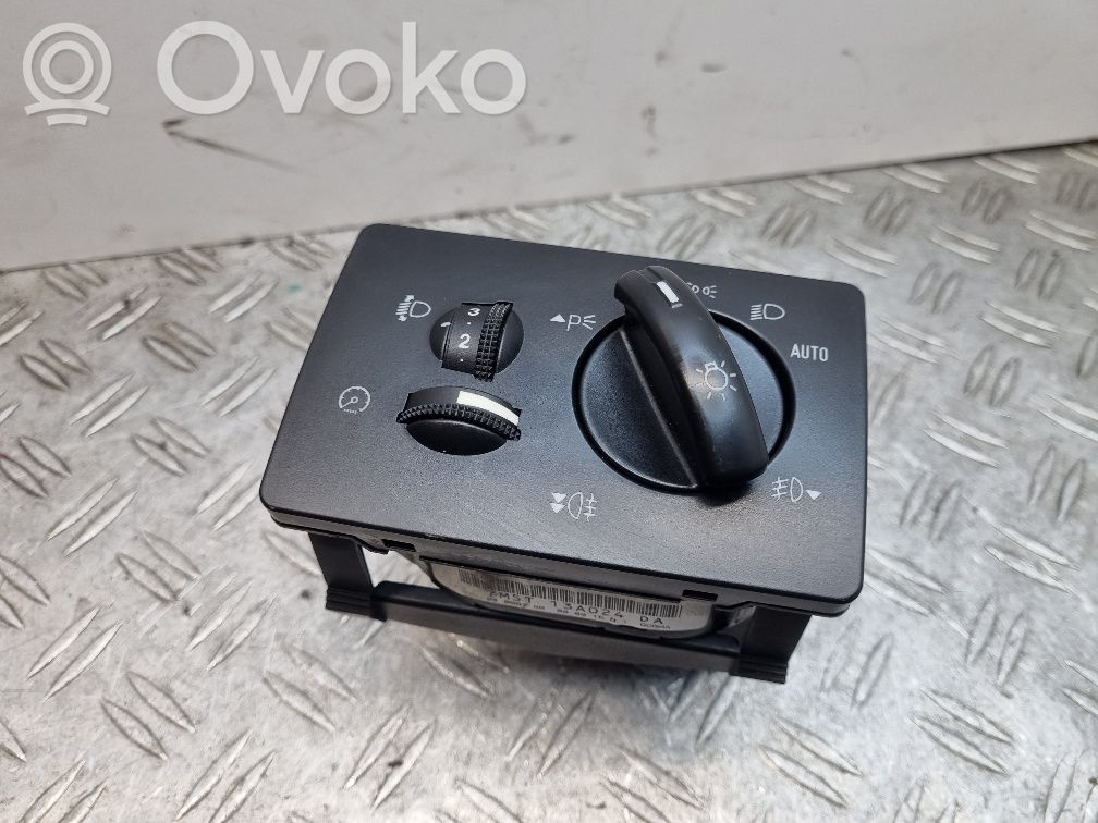 Ford Focus Light switch 