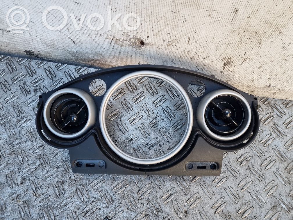 Mini One - Cooper Cabrio R52 Dashboard trim 