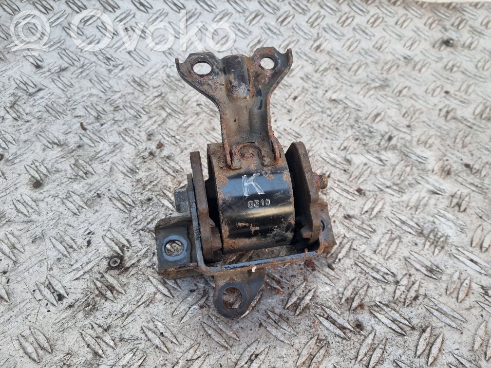 Engine mount bracket   MN184344