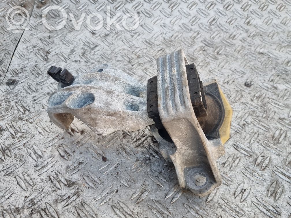 Renault Scenic III -  Grand scenic III Engine mount bracket 
